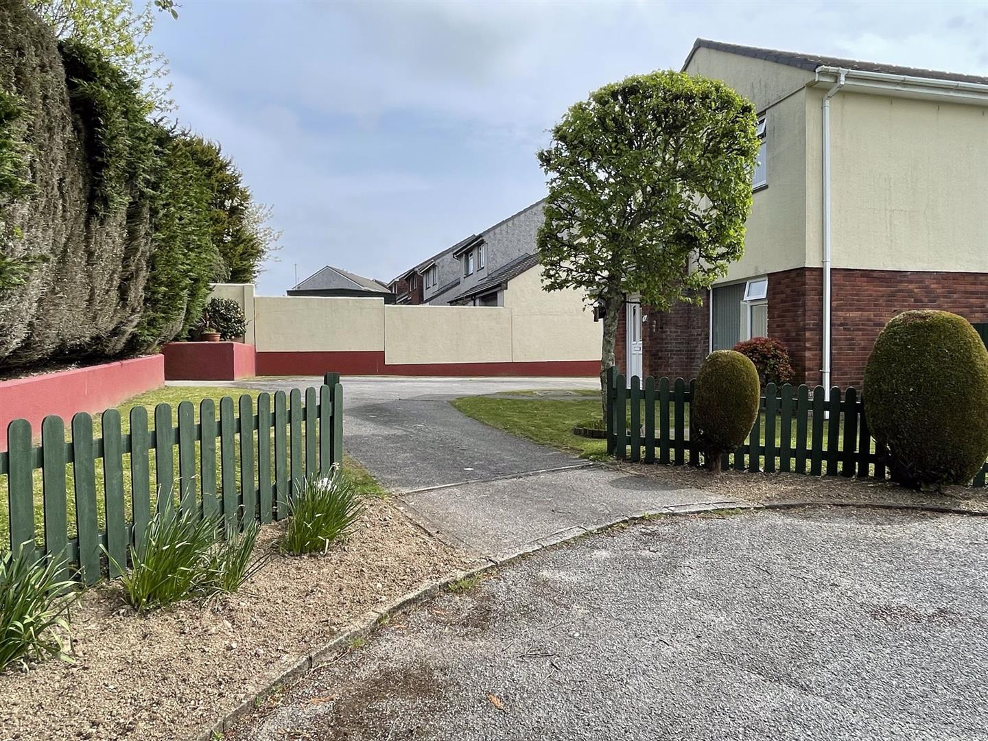 3 bed property in Leap Park, Truro